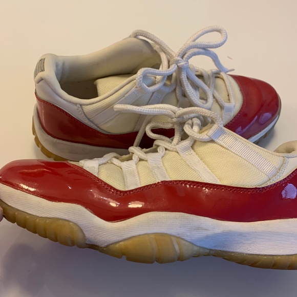 Original 2002 Jordan 11 Cherry Low Tops in 9.5 - Picture 2 of 5